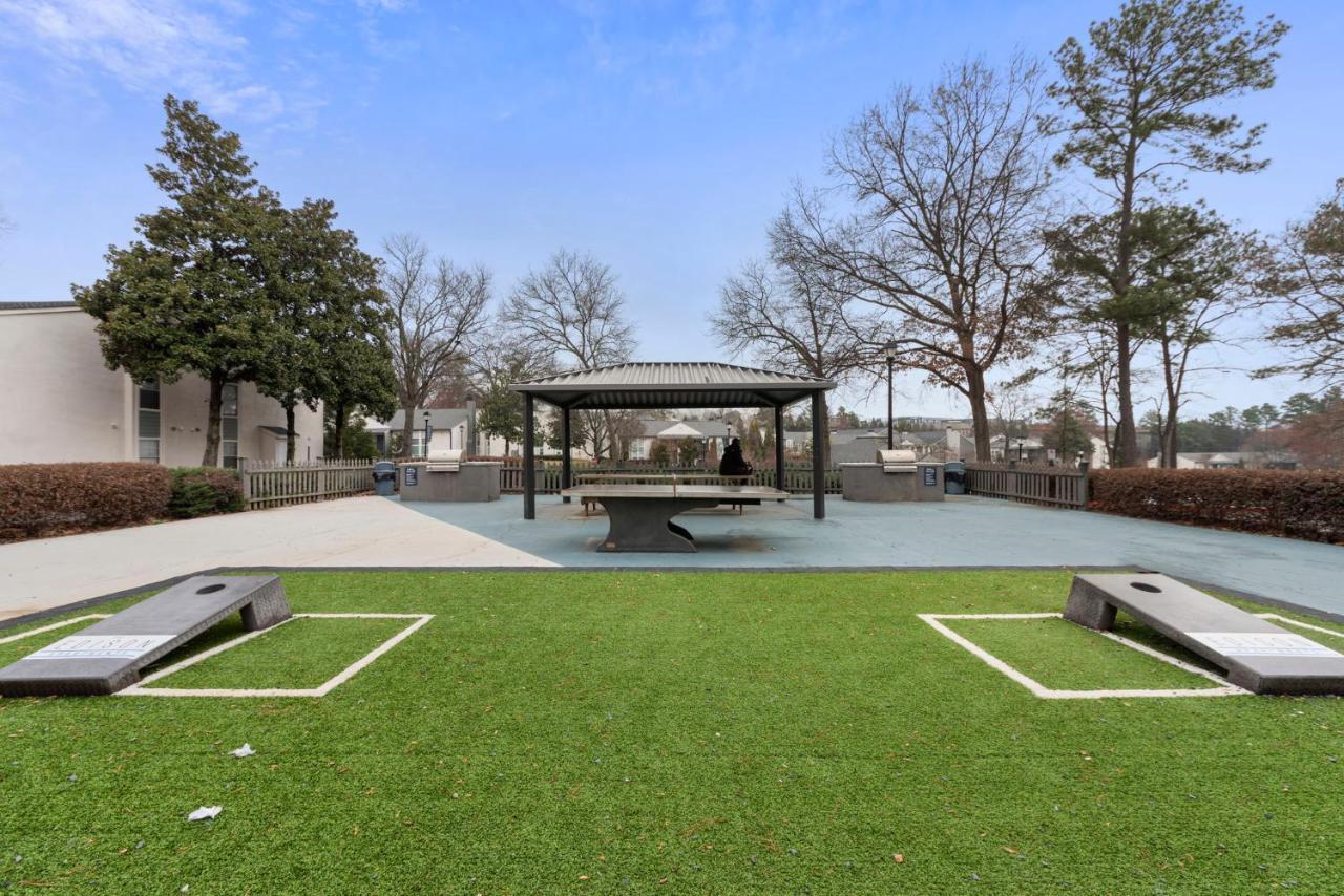 Truist Park Comfort Stays Atlanta Exterior photo